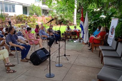 Con Marta Rojas, otro 26