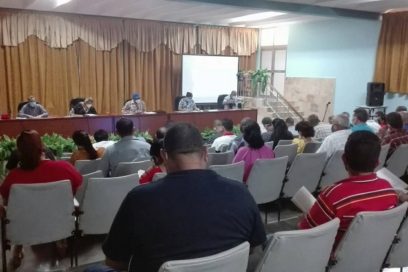 El objetivo cimero es producir más alimentos para el pueblo