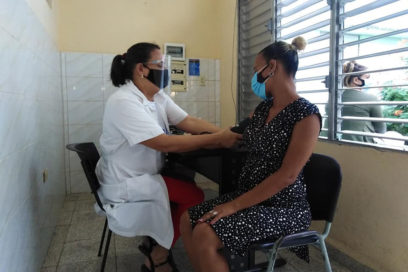 Cienfuegos: la Abdala protegerá a las embarazadas y puérperas
