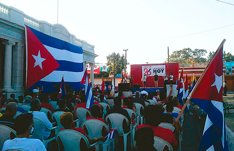 El acto central en Cienfuegos por el aniversario 68 del asalto a los cuarteles Moncada y Carlos Manuel de Céspedes tuvo lugar en Palmira. Foto: Delvis Toledo
