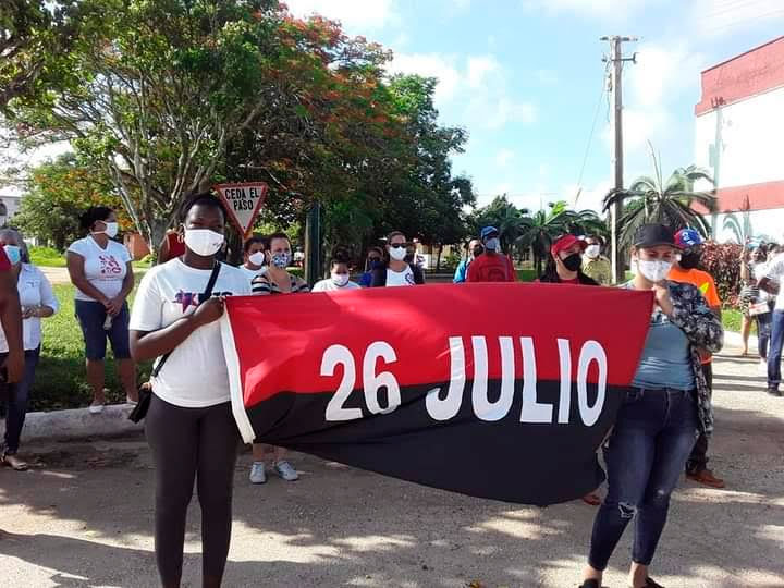 Con espíritu de 26 los baragüenses se pronunciaron en defensa del proyecto social cubano. Foto: Neudel Quintero Matos