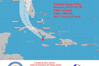 Aviso 17 (6:00 pm): Elsa transista sobre los mares cercanos a los Jardines de la Reina