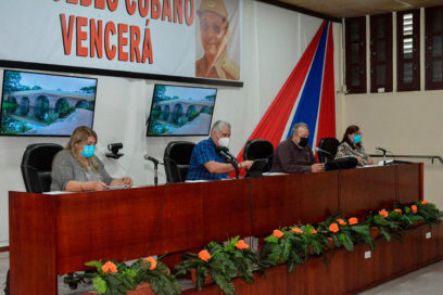 En Sancti Spíritus, Díaz-Canel indaga en causas de rebrote de COVID-19