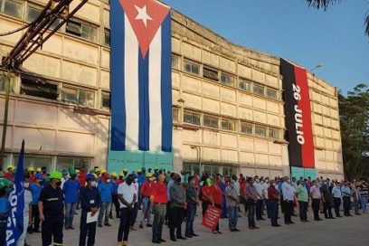 Presidente cubano visita Empresa de Mantenimiento a Centrales Eléctricas en La Habana y lugares vinculados al enfrentamiento a la COVID-19