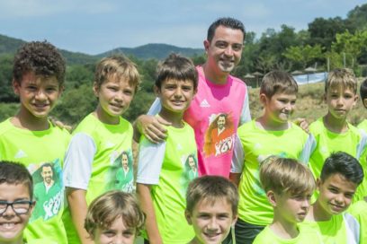 Xavi sobre Messi: «Si tuviera que apostar, diría que seguirá en el club, aunque en el fútbol se han dicho muchas cosas. Leo necesita al Barça y el Barça necesita a Leo. Él es feliz en Barcelona, lleva toda la vida. Apostaría que renovará».