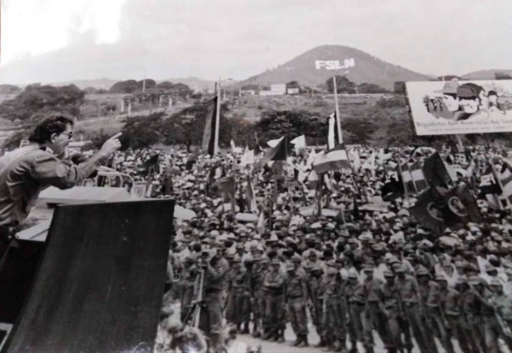 Multitudinaria concentración en apoyo al FSLN. Foto: Leonardo Fernández, enviado especial de Trabajadores