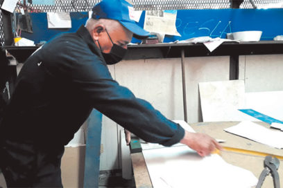 Los trazos de un Héroe sobre el metal (+ Fotos)