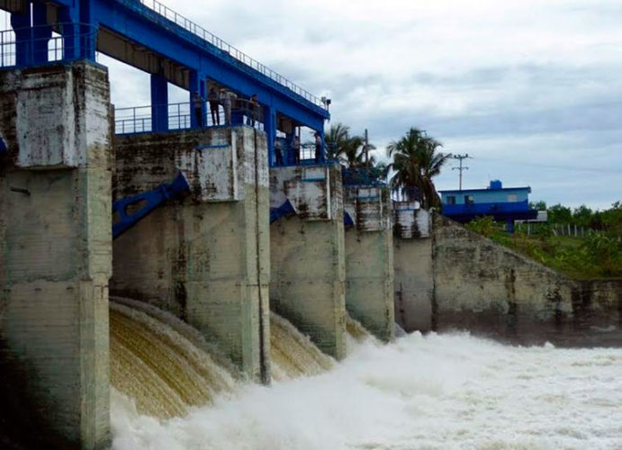 La presa Zaza, la de mayor capacidad del país, ha aumentado su volumen, pero puede acumular más. Foto: Tomada de Internet