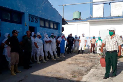 Los espirituanos unidos para defender la obra de la Revolución