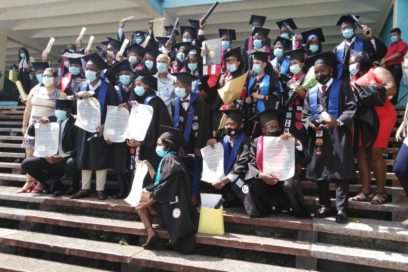 Graduados 34 estudiantes extranjeros en la Universidad de Camagüey