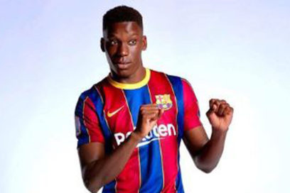 Laporta sobre Ilaix: «Es una situación que no podemos aceptar para lanzar el mensaje de nuestra política de cantera. Si no quiere renovar, ya sabe que tiene otras soluciones… Ojalá recapacite y lleguemos a un acuerdo».