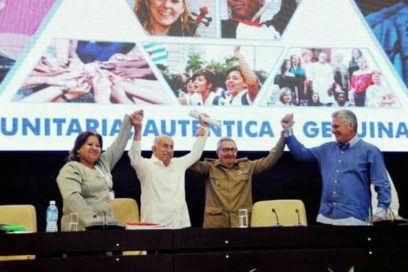 Autoridades de Cuba felicitan a las mujeres por aniversario 61 de la FMC