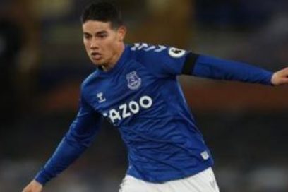 James, aislado: El entrenador del Everton Rafa Benítez confirmó hoy que el jugador colombiano James Rodríguez se encuentra aislado por posible Covid. André Gomes, Moise Kean y Jean-Philippe Gbamin también se perderán el partido en casa el sábado.