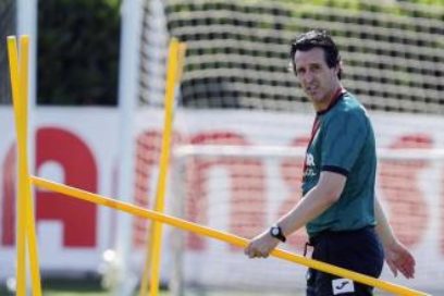 Emery antes de la Supercopa contra el Chelsea: “Tenemos que corregir. Hemos tenido un déficit a balón parado y ya hemos dado pinceladas para corregirlo. Sabemos que son un equipo muy fuerte a balón parado y vamos a trabajar para contrarrestarlo”.