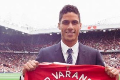 Varane: «Estoy muy feliz y emocionado por comenzar un nuevo viaje. Fue una muy buena aventura con mi antiguo club, pero ahora es un nuevo comienzo. Vine porque quería nuevas emociones y la presentación fue como me esperaba, e incluso más grande».
