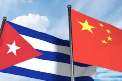 Sostuvo Díaz-Canel conversación telefónica con Xi Jinping