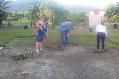 Fidel sigue junto a los trabajadores en Villa Clara