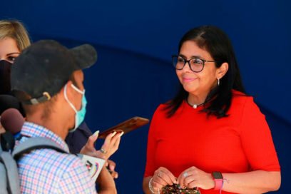 Delcy Rodríguez: Es el pueblo quien elegirá a los líderes del país (+ Fotos)