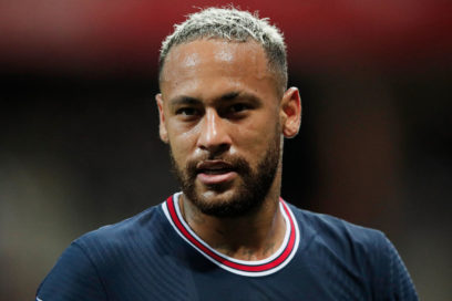 20 millones frustraron el regreso de Neymar al Barça: Según RAC1, Joan Laporta intentó el fichaje de Neymar. El jugador habría contestado que le encantaría volver, pero una transferencia de 20 millones de un jeque al padre de Ney enfrió todo.