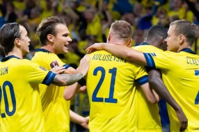 España cae 1-2 ante Suecia: La selección española cayó 1-2 ante Suecia en las eliminatorias rumbo a Catar 2022 y ya no depende de sí misma para liderar el grupo. Por España anotó Carlos Soler y Suecia remontó por medio de Isak y Claesson.