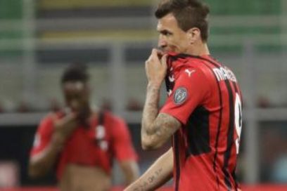 Mandzukic cuelga las botas.