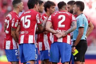 Simeone sobre la actuación de Gil Manzano: “Son muchas amarillas. Hay que buscar la sensibilidad del momento de las amarillas. Hay que hablar a veces en los momentos del partido. No es amarilla por preguntar una cosa”.