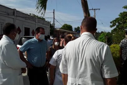 Analiza Ministro de Salud situación sanitaria en municipio holguinero de Banes (+Fotos)