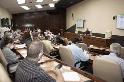 COVID-19: Cortar la transmisión sigue siendo lo más importante