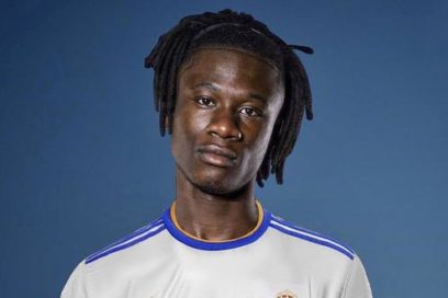Camavinga fue presentado por el Madrid y firma hasta 2027.