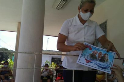Reconocen a trabajadores de Salud Pública en Sancti Spíritus