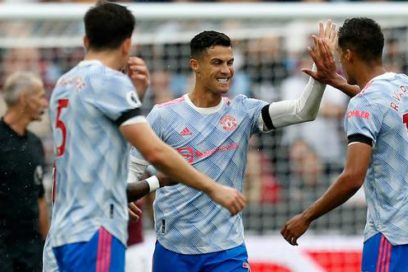 Resultados: En la Bundesliga, el Borussia Dortmund venció 4-2 al Unión Berlín con doblete de Erling Haaland y el Leverkusen derrotó 3-1 al Stuttgart. Mientras tanto, en la Premier, CR7 y Lingard guiaron al United en el triunfo 2-1 sobre el West Ham.