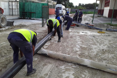 Mejoraron redes hidráulicas en planta de laboratorios farmacéuticos Aica