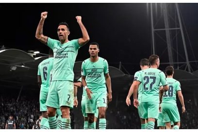 PSV Eindhoven golea y es líder del grupo B de la Champions.