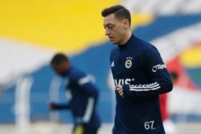 El Newcastle se fija en Özil.