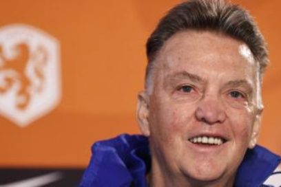 Van Gaal defiende a los holandeses del Barça.