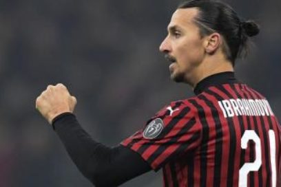 Ibrahimovic ya entrena con el grupo: El delantero sueco Zlatan Ibrahimovic ya entrena con el AC Milán y se especula que pueda reaparecer el próximo sábado en el partido de Serie A ante el Hellas Verona.