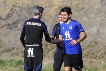 Oyarzabal se cae de la convocatoria de la Real Sociedad.