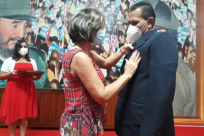 Holguín despidió agradecida a Brigada «Henry Reeve» que apoyó lucha contra COVID-19