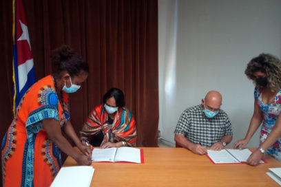 Firman Convenio Marco la Universidad de La Habana y el Micons