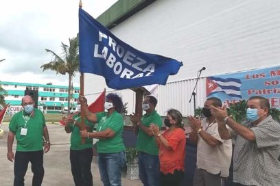 Bandera de Proeza Laboral para Comercializadora de Combustibles