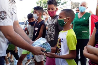 Niños y adolescentes al amparo del amor