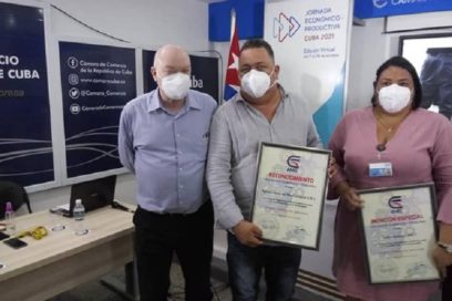 Agroindustrial Media Luna recibe premio por la Gestión Económica-Productiva (+Fotos)