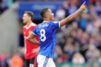 El Leicester City vence 4-2 al Manchester United.