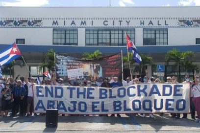 Reclamo contra el bloqueo suman voces