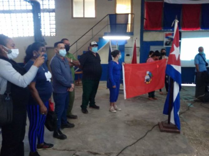matutino homenaje a Fidel Sagua