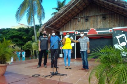 Entregan importante reconocimiento a Villa Tortuga