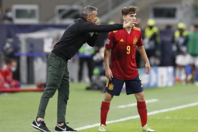 Luis Enrique alaba a Gavi tras su partido ante Suecia.