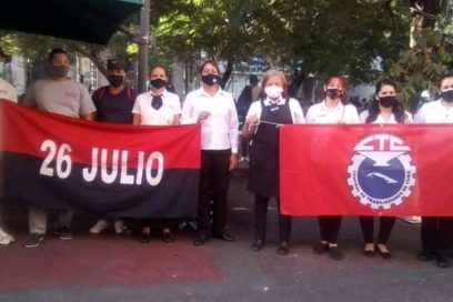 Los santiagueros no se dejan aguar la fiesta