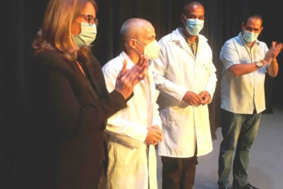 Entregan Sello Hombres de Ciencia a médicos matanceros (+ Fotos y Video)