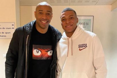 Mbappé siembra dudas sobre una posible salida del PSG para ganar el Balón de Oro.